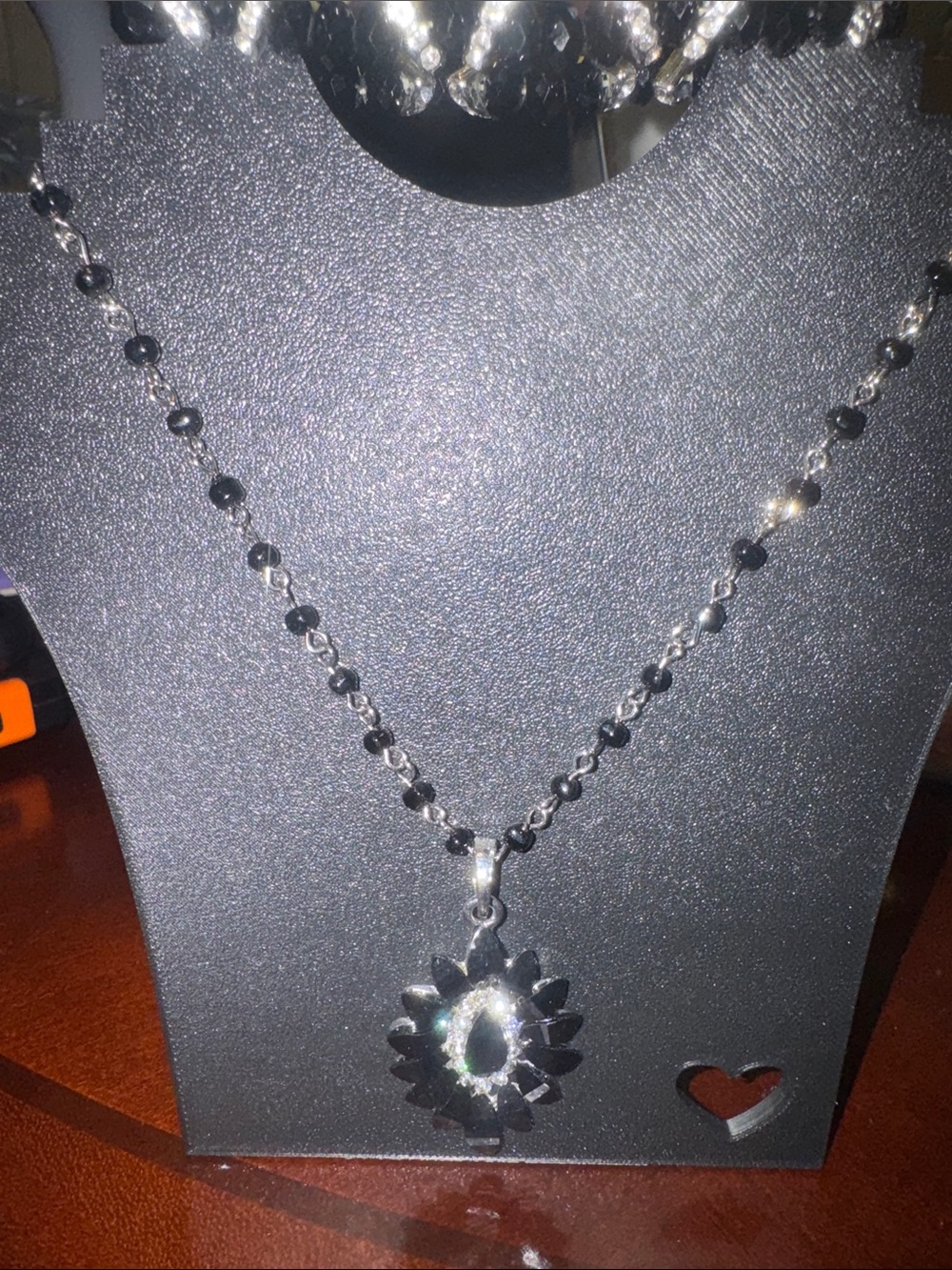 Black Pendant Necklace & Bracelet Set - Picture 4 of 10
